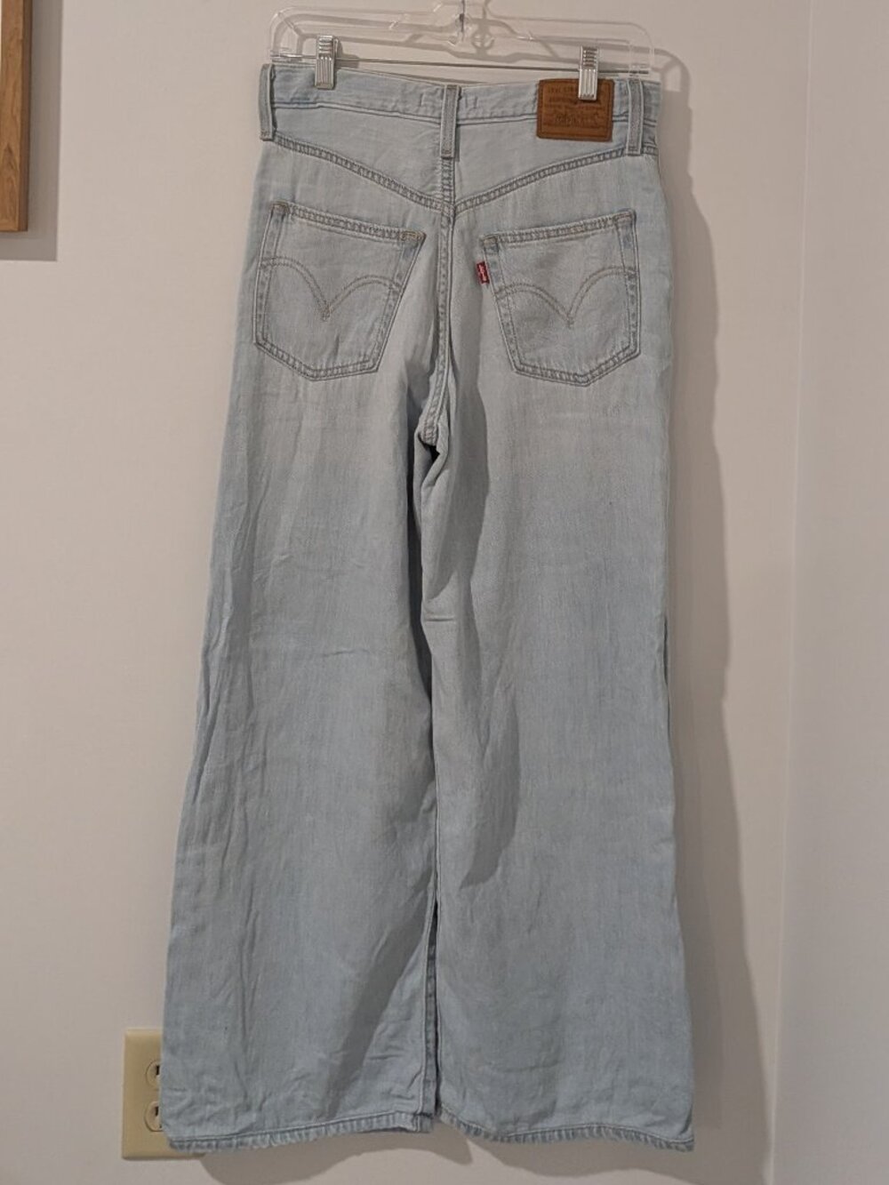 Levi's Ribcage Wide Leg Linen+ Denim in Luxury Trip wash - Size 26P